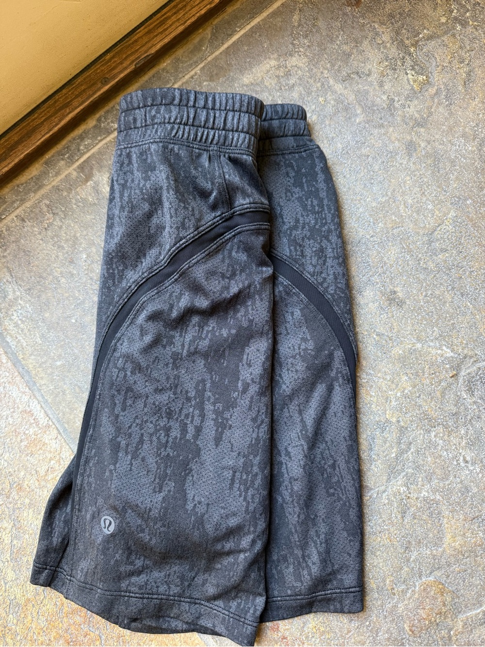 lululemon athletica Men's Black Heather Athletic Shorts
